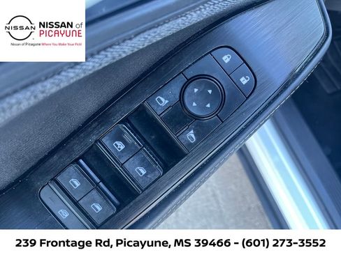 Certified 2023 Nissan Rogue SV image 9