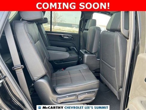 Used 2025 Chevrolet Tahoe High Country AWD/4WD image 28