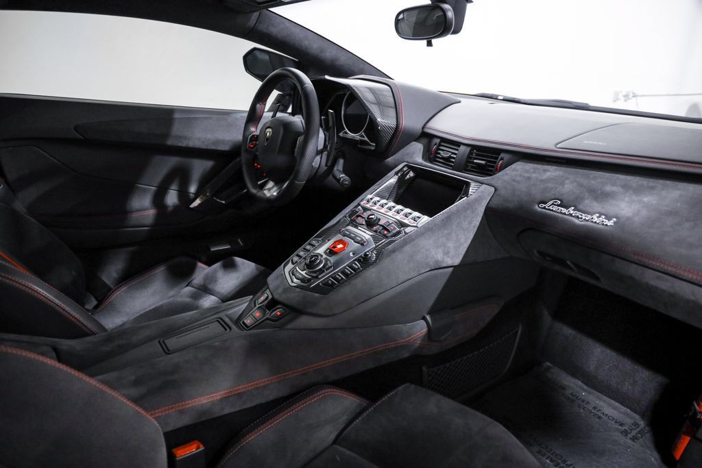 Used 2016 Lamborghini Aventador LP 700-4 AWD/4WD image 25