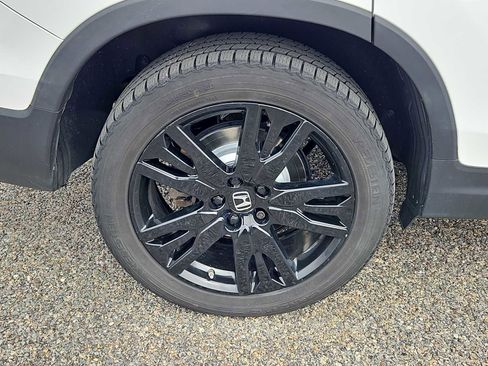 Certified 2021 Honda Pilot Black Edition image 9
