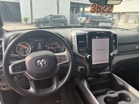 Used 2023 RAM 1500 Big Horn AWD/4WD image 1