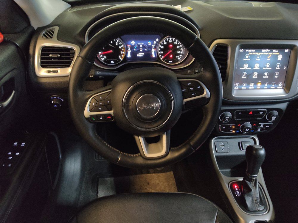 Used 2017 Jeep Compass Latitude w/ Popular Equipment Group FWD image 22