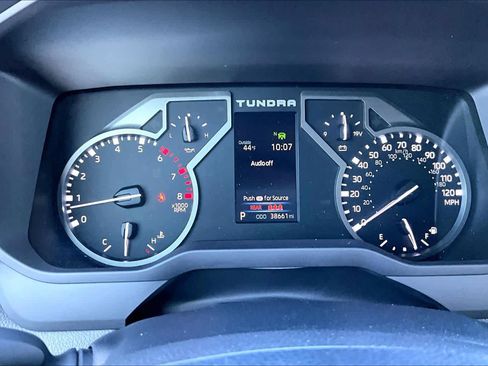 Used 2023 Toyota Tundra Limited image 25