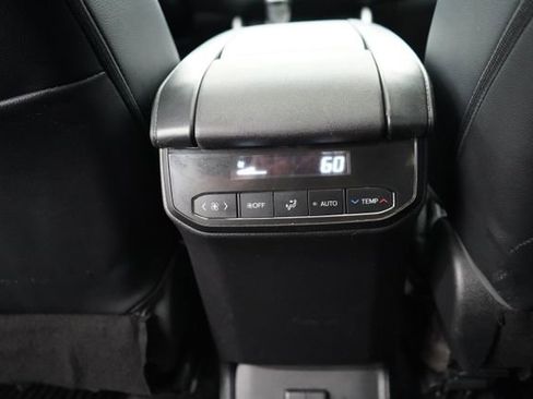 Used 2023 Toyota Highlander XSE image 64