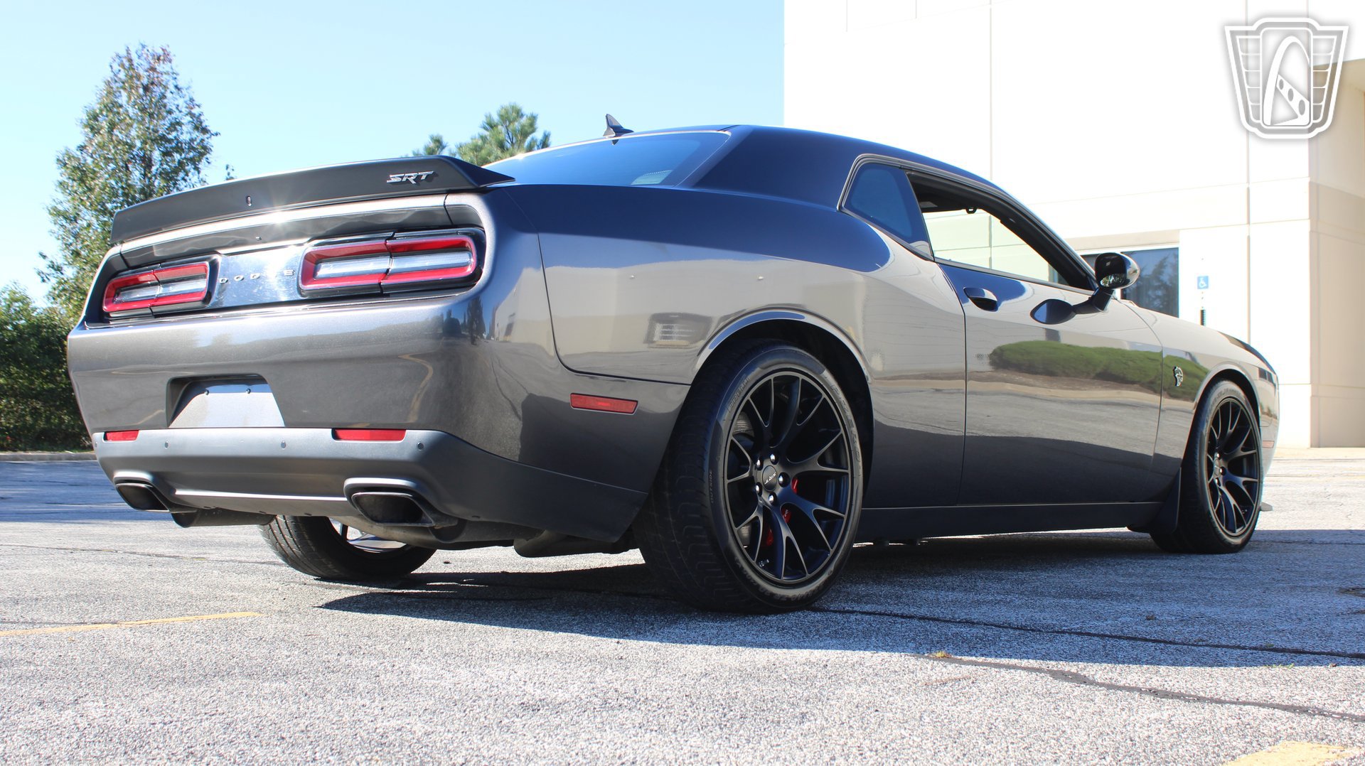 Used 2015 Dodge Challenger SRT Hellcat RWD image 3