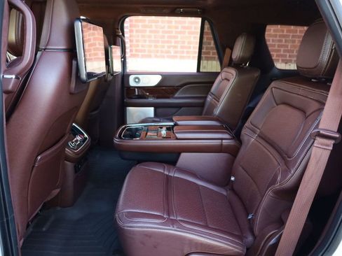 Used 2018 Lincoln Navigator Black Label w/ Cargo Package image 22