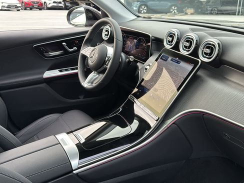 New 2025 Mercedes-Benz GLC 350e 4MATIC image 34