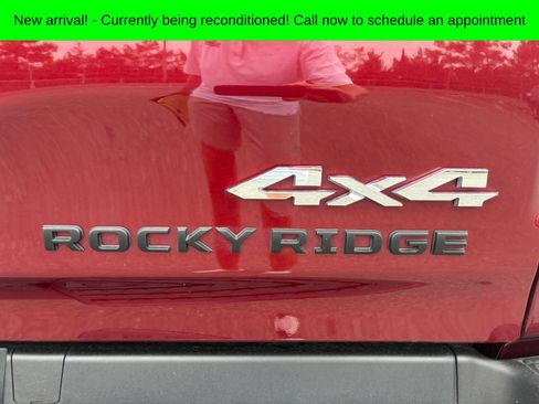 Used 2024 RAM 1500 Laramie AWD/4WD image 7