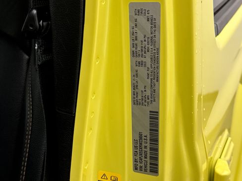 Used 2024 Jeep Wrangler Unlimited Sahara w/ Technology Group image 24