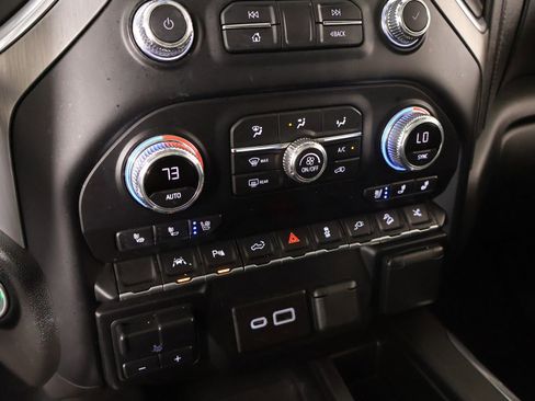 Used 2022 GMC Sierra 1500 Denali w/ Denali Premium Package image 7