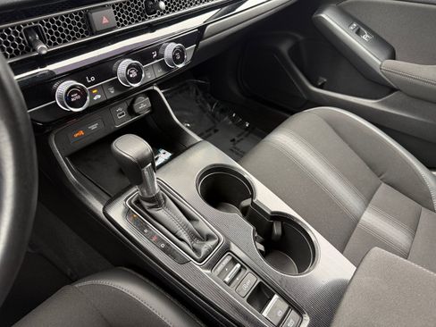 Certified 2024 Honda Civic Sport image 13