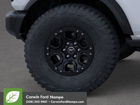 New 2025 Ford Bronco Badlands image 21