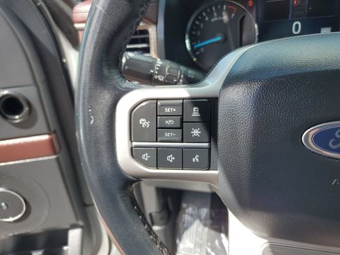 Used 2024 Ford Expedition Limited RWD image 28
