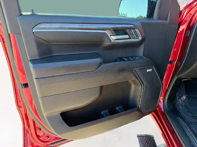 Used 2023 Chevrolet Silverado 1500 LTZ w/ LTZ Convenience Package II AWD/4WD image 20