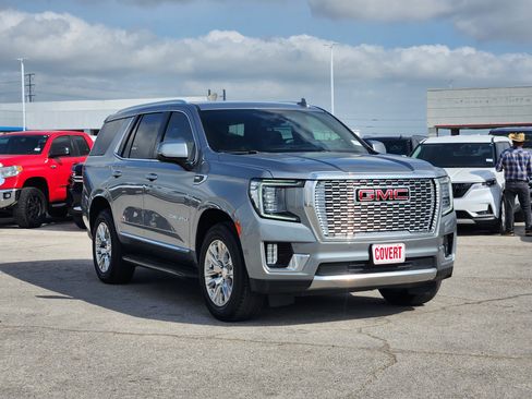 Used 2023 GMC Yukon Denali AWD/4WD image 3
