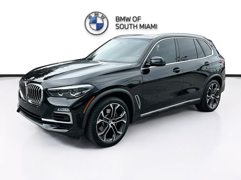 Used 2021 BMW X5 sDrive40i w/ Premium Package image 3