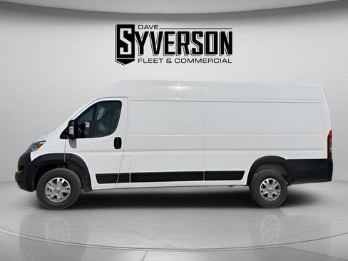 New 2026 RAM ProMaster 3500 w/ Quick Order Package 22G SLT image 2
