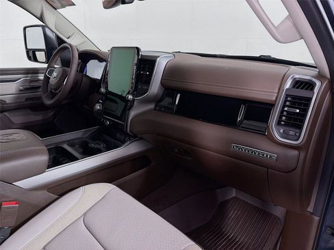 Used 2026 RAM 1500 Laramie AWD/4WD image 31