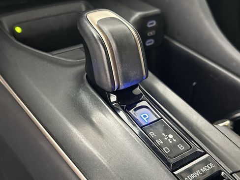 Used 2023 Toyota Crown image 20