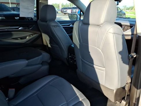 Certified 2021 Buick Enclave Essence w/ Sound and Sites Package AWD/4WD image 23