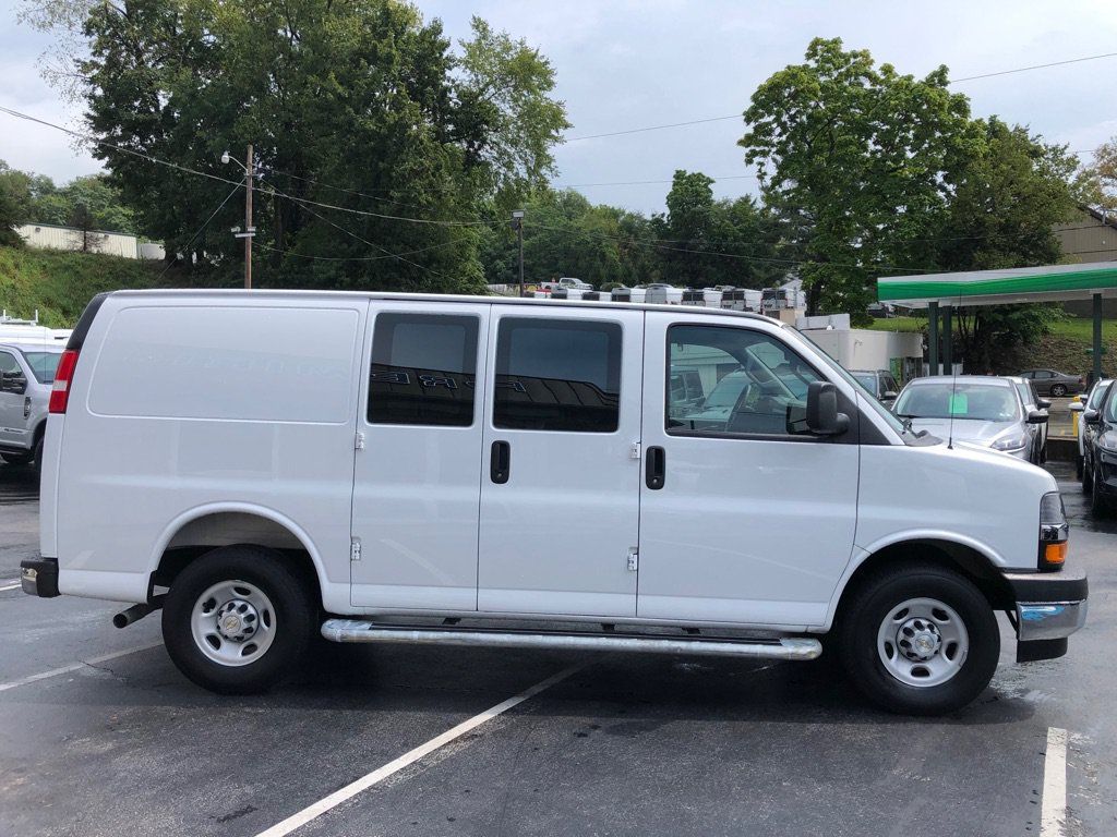 Used 2025 Chevrolet Express 2500 w/ Driver Convenience Package RWD image 7