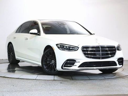 Used 2023 Mercedes-Benz S 580 4MATIC Sedan w/ AMG Line image 1