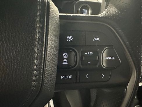 Used 2025 Toyota 4Runner SR5 image 21