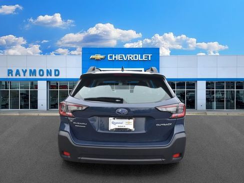 Used 2025 Subaru Outback AWD/4WD image 4