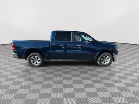 Used 2022 RAM 1500 Laramie AWD/4WD image 9