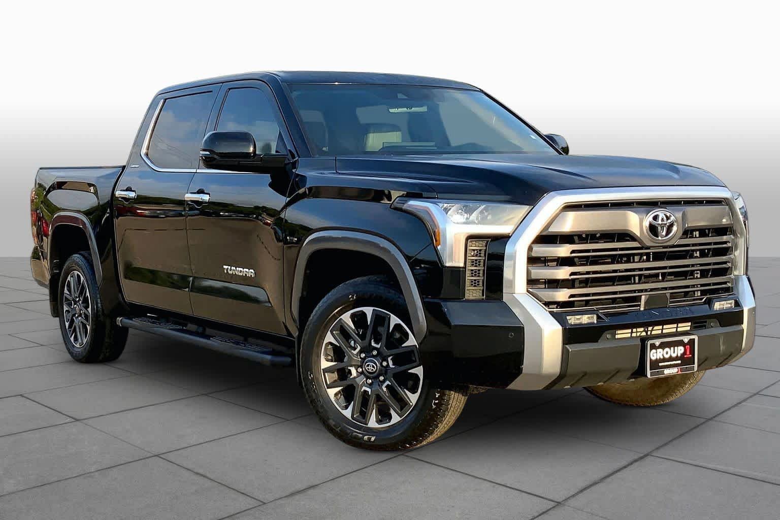 Used 2025 Toyota Tundra Limited AWD/4WD image 3