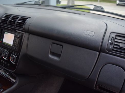 Used 2005 Mercedes-Benz ML 350 4MATIC image 59