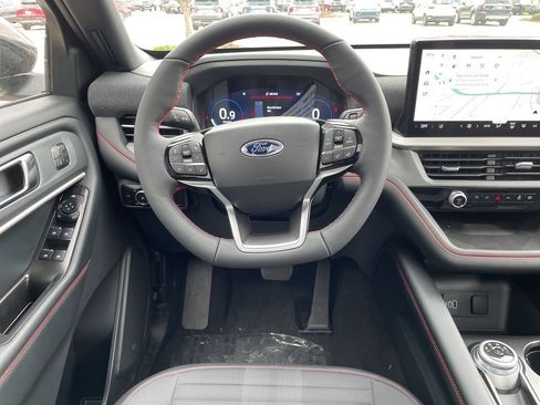 New 2026 Ford Explorer ST-Line AWD/4WD image 13
