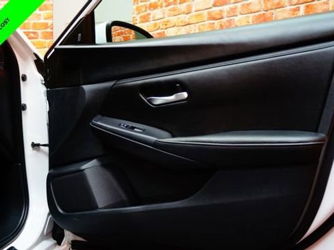 Certified 2024 Nissan Sentra SV w/ All-Weather Package FWD image 58