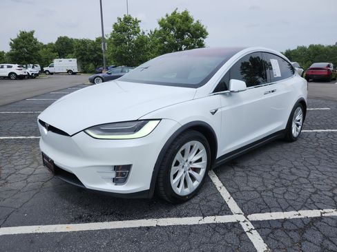 Used 2021 Tesla Model X Performance AWD/4WD image 13