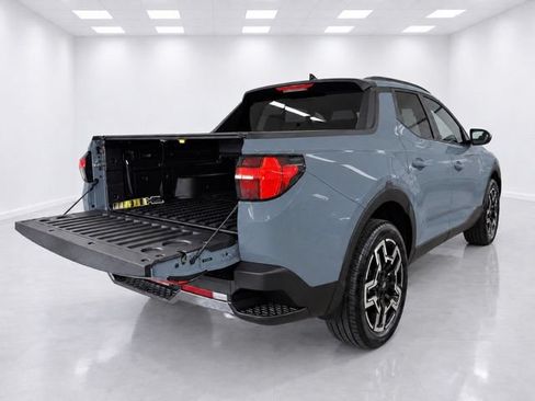 Used 2025 Hyundai Santa Cruz Limited AWD/4WD image 13