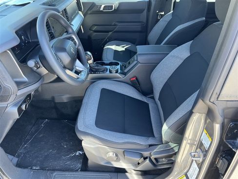New 2025 Ford Bronco 4-Door w/ Sasquatch Package image 16