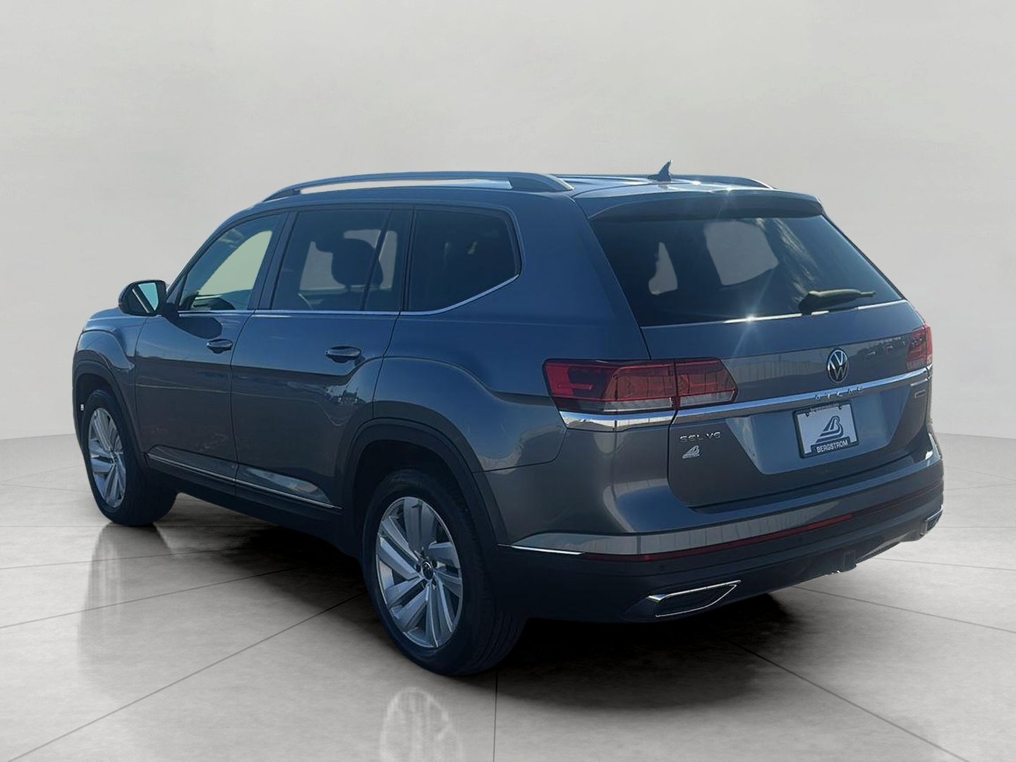 Used 2021 Volkswagen Atlas SEL AWD/4WD image 5