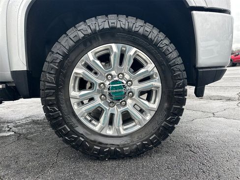 Used 2023 GMC Sierra 2500 Denali w/ Denali Ultimate Package image 13