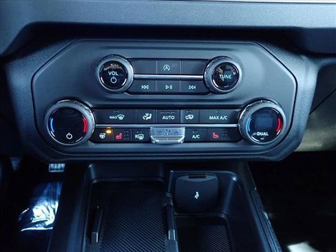 New 2026 Ford Bronco Outer Banks AWD/4WD image 19