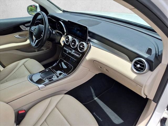 Certified 2021 Mercedes-Benz GLC 300 image 21