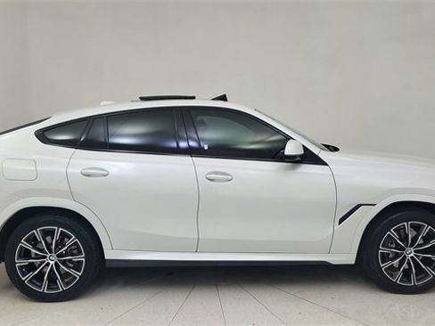 Used 2025 BMW X6 xDrive40i image 6