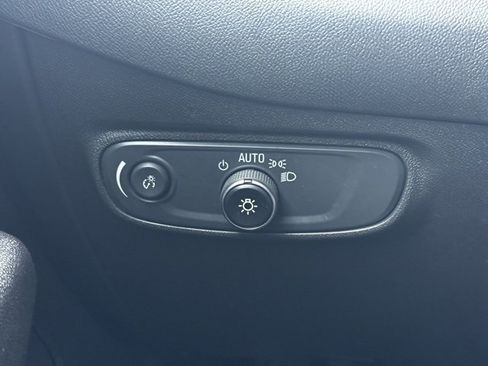 Certified 2023 Chevrolet Equinox LT image 32