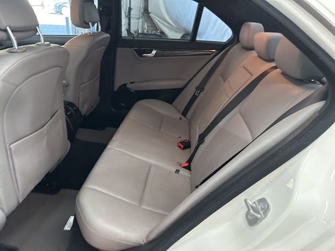 Used 2008 Mercedes-Benz C 350 Sport image 23