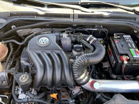 Used 2013 Volkswagen Jetta S image 28