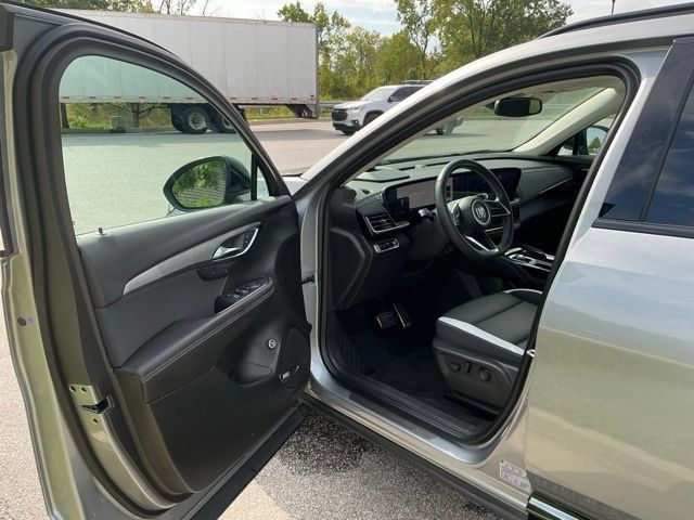 Used 2024 Buick Envision Sport Touring AWD/4WD image 15