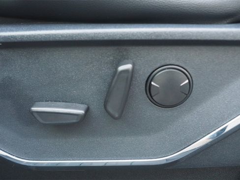 Used 2023 Ford F250 Lariat w/ Lariat Ultimate Package image 18