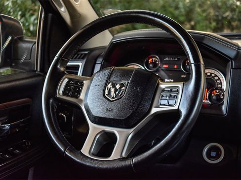 Used 2018 RAM 1500 Laramie w/ Convenience Group image 15