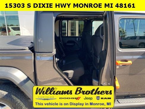 Used 2020 Jeep Gladiator Sport w/ Quick Order Package 24S image 30