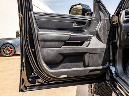 Used 2022 Toyota Tundra Platinum AWD/4WD image 38