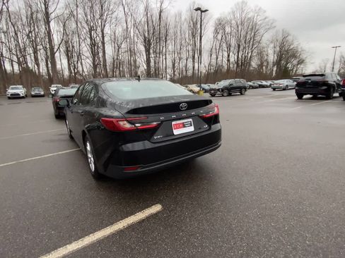 Used 2025 Toyota Camry LE image 16